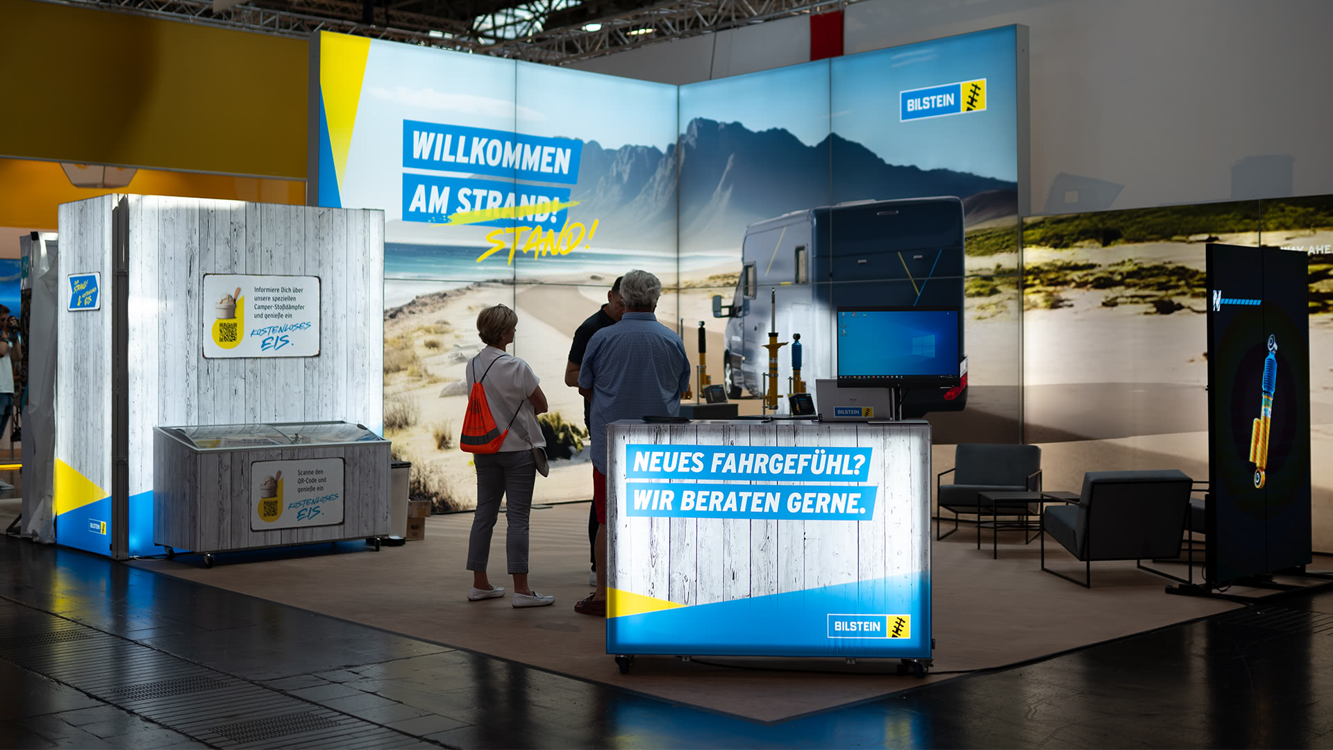 Bilstein auf dem Caravan Salon 2024: P3 Videowalls als individuelle Messelösung